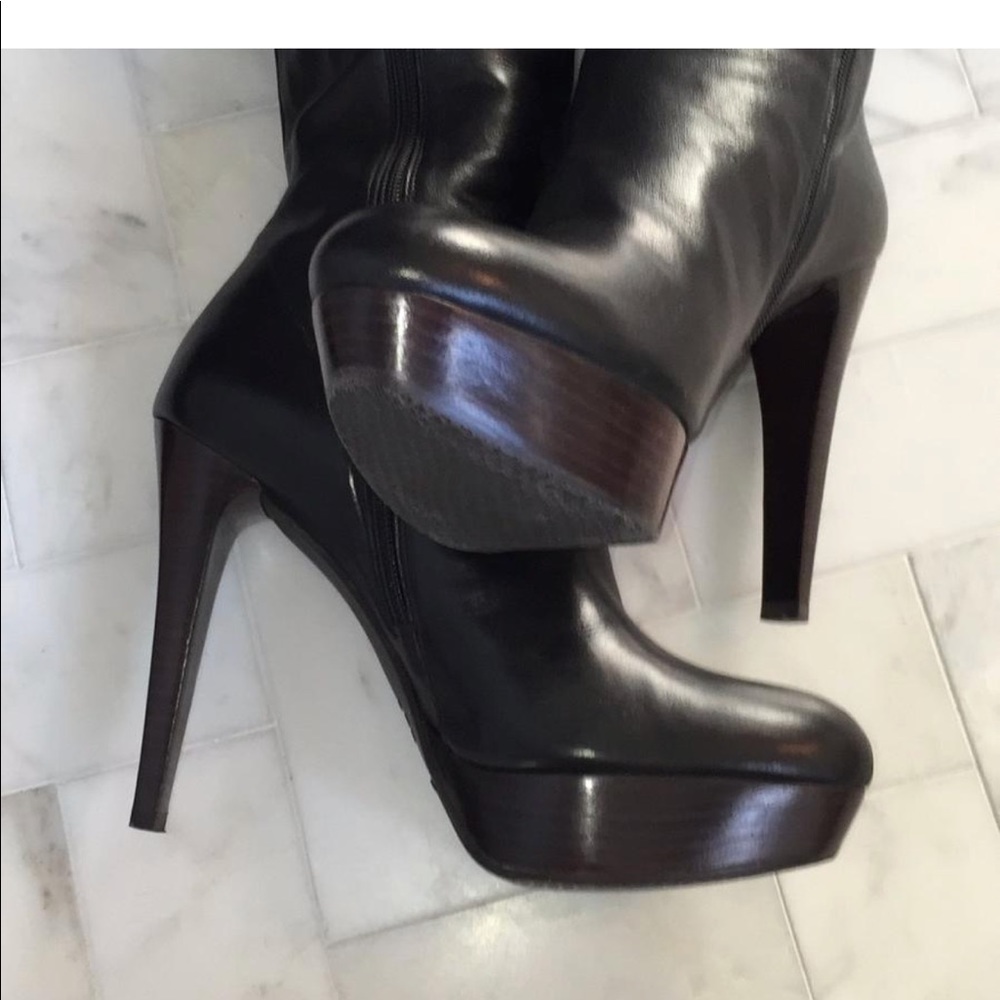 โSOLDโ๐HP๐STUART WEITZMAN KNEE HIGH BOOTS - Picture 5 of 5
